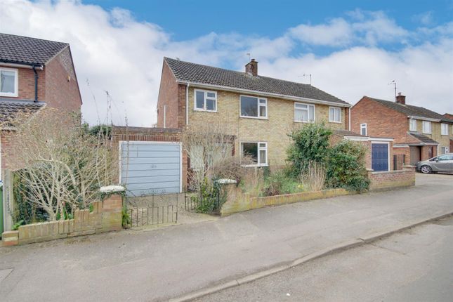 Windsor Road, Godmanchester, Huntingdon 3 bed semi