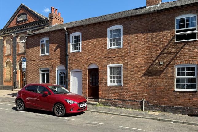 2 bed terraced house