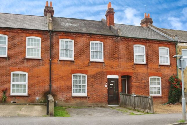 Meadfield Road, Langley 4 bed terraced house for sale