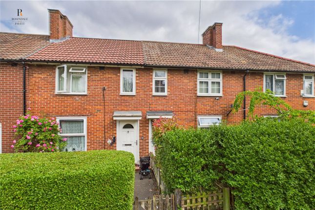 Roche Walk, Carshalton, SM5 3 bed terraced house for sale