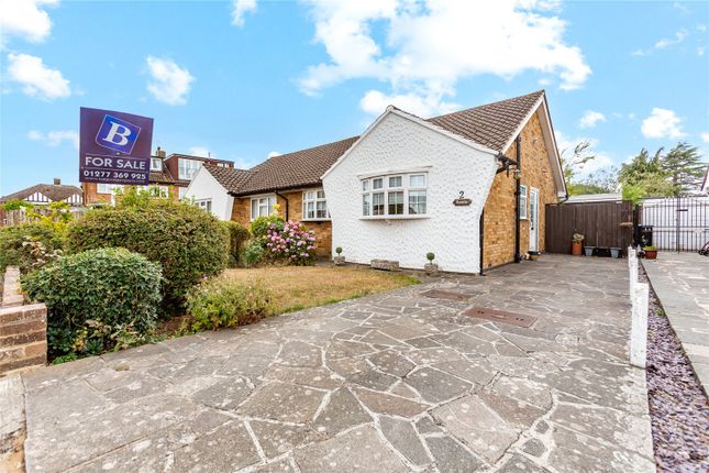 The Johns, Ongar, Essex, CM5 2 bed bungalow for sale