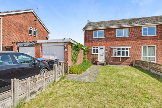 Wolvesey Place, Winsford CW7 3 bed semi