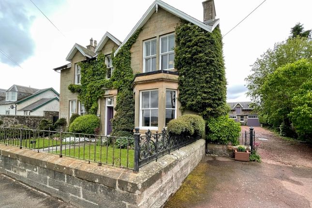 Roberton, Biggar, ML12 5 bed detached house for sale
