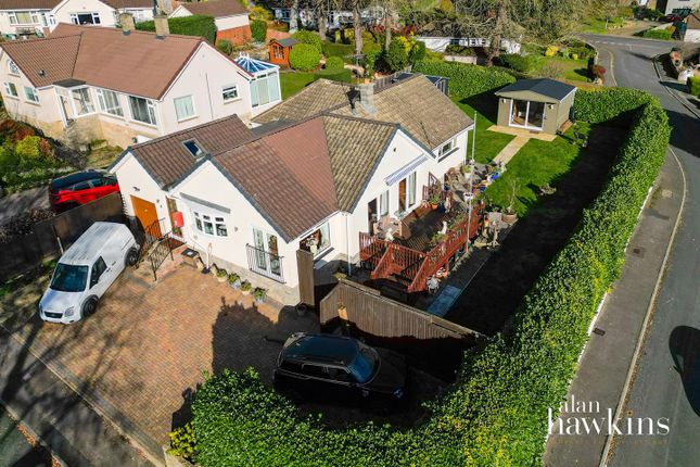 Honeyhill, Royal Wootton Bassett 3 bed detached bungalow for sale