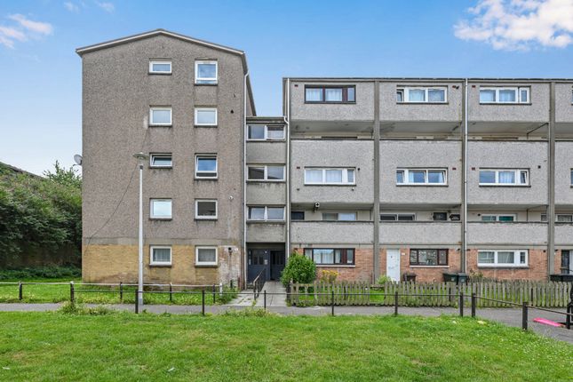 3 bedroom maisonette for sale