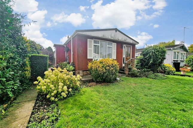 2 bedroom park home for sale