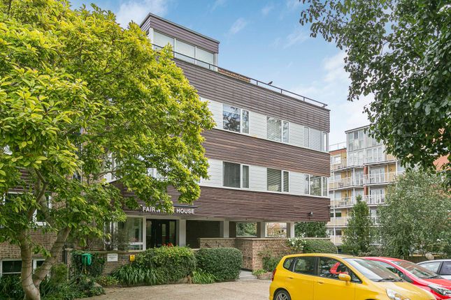 Twickenham Road, Teddington, TW11 1 bed apartment for sale