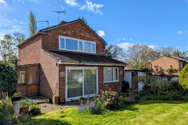 3 bed detached house