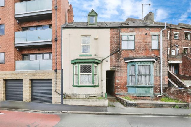 Albert Road, Meersbrook, Sheffield... 3 bed semi