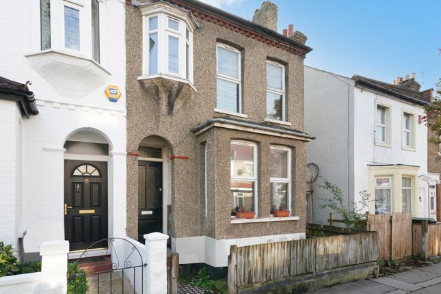 3 bed end terrace house