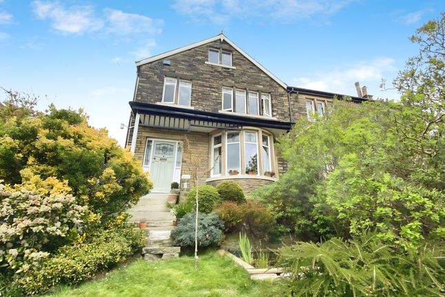 Redburn Drive, Bradford BD18 3 bed semi