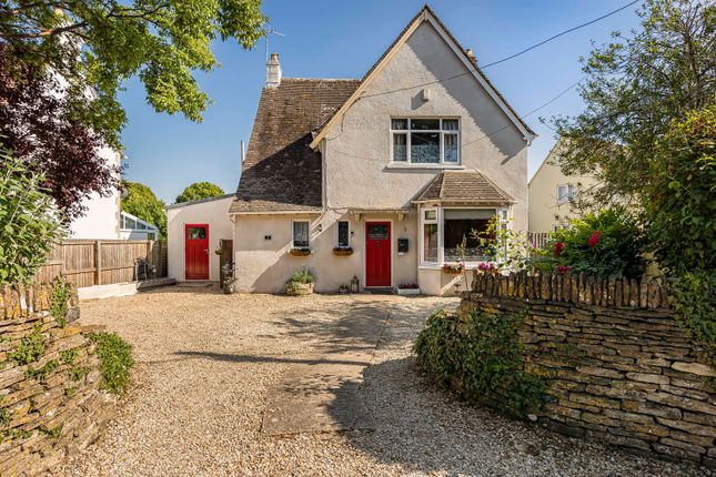 Burford Road, Cirencester... 3 bed detached house for sale