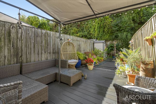 Cliff Road, Paignton, TQ4 2 bed terraced house for sale