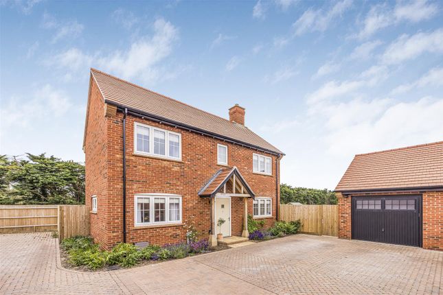 Cotton Way, Havant PO9 3 bed detached house for sale