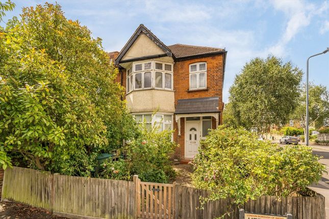 Herbert Gardens, London NW10 2 bed flat for sale