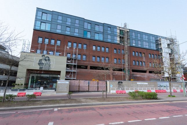Pembroke Broadway, Camberley, GU15 2 bed apartment for sale
