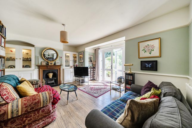 Sandy Lane South, Wallington SM6 3 bed semi