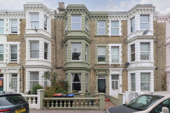 Edgar Road, Margate, Cliftonville, CT9 2 bed flat for sale