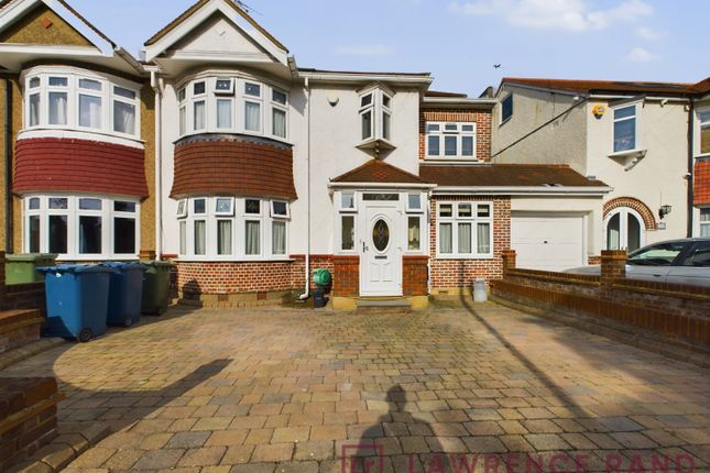 5 bedroom semi-detached house for sale