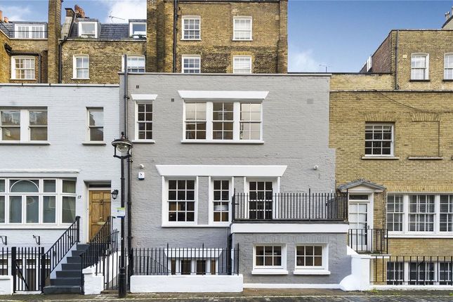 Montagu Square, London W1H 3 bed house for sale