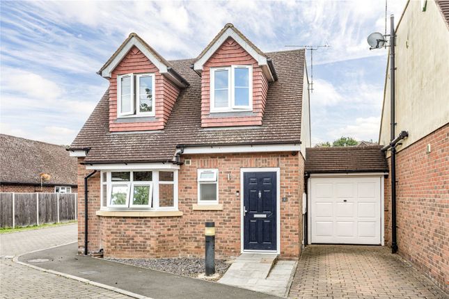 Park Close, Byfleet, West Byfleet... 3 bed link detached house for sale