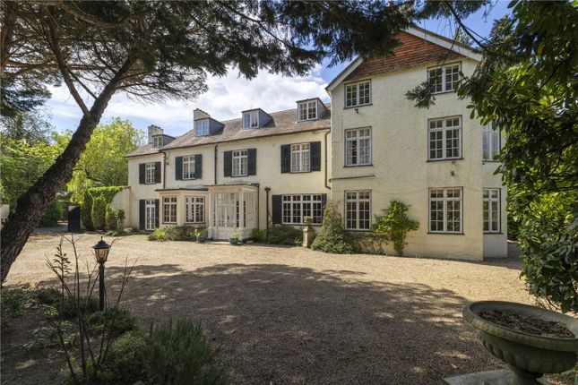 London Road, Ascot, Berkshire, SL5 7 bed detached house for sale
