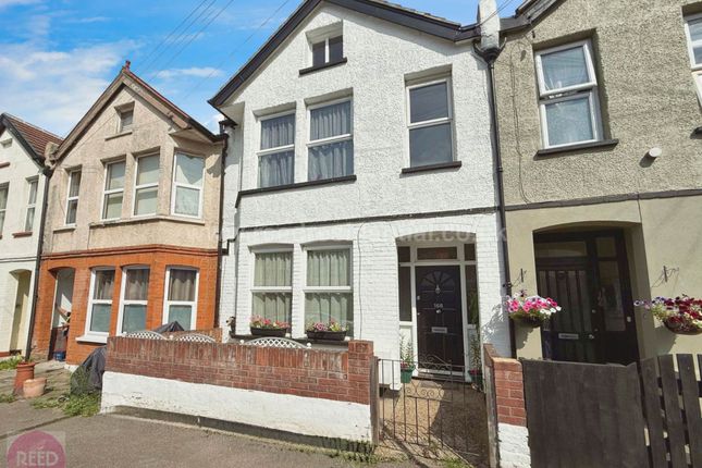 Brightwell Ave, Westcliff On Sea 3 bed terraced house for sale