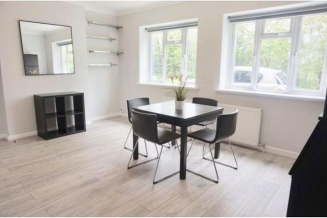 3 bedroom ground floor flat for sale