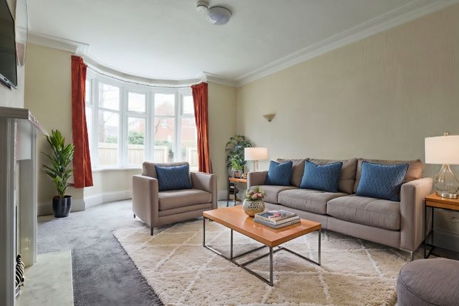 Beverley Road, Hull, HU6 7LH 4 bed detached house for sale