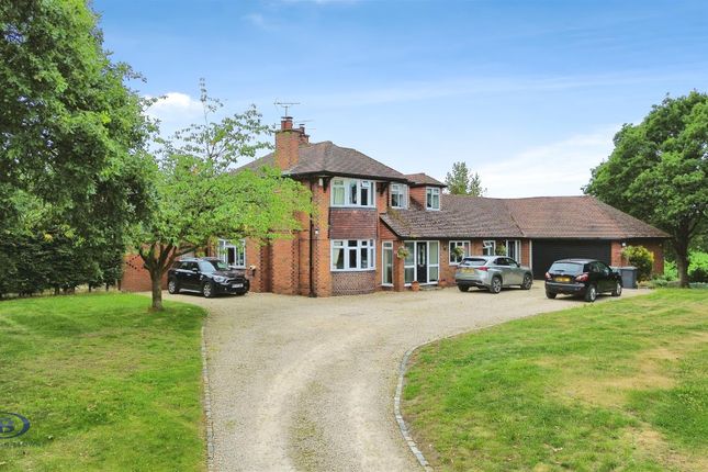 Sandbach Road, Church Lawton 5 bed detached house for sale