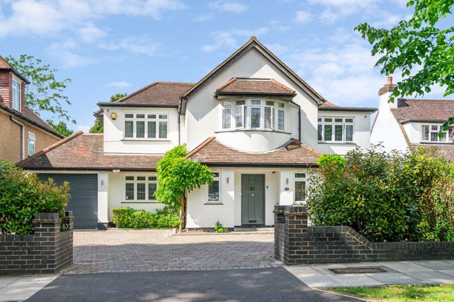 4 bed detached house
