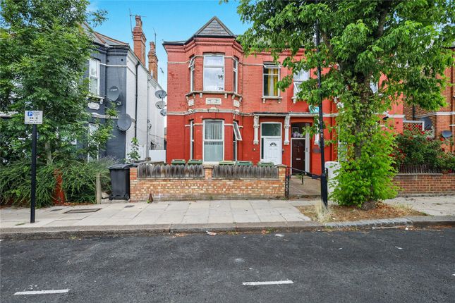 Ebbsfleet Road, London, NW2 3 bed apartment for sale