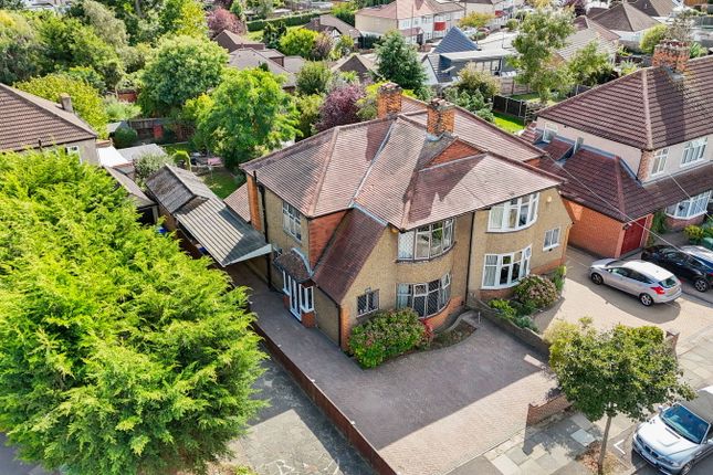 Bladindon Drive, Bexley DA5 3 bed semi