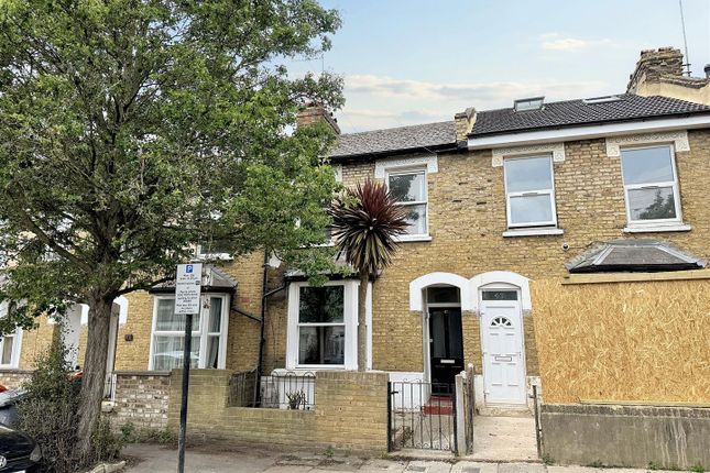 Redriffe Road, Plaistow 3 bed terraced house for sale