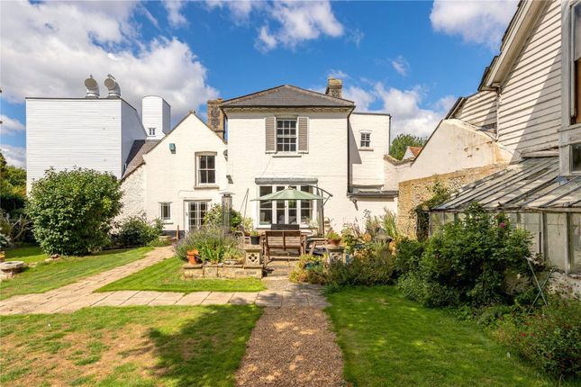 Mill Lane, Linton, Cambridge, CB21 5 bed detached house for sale