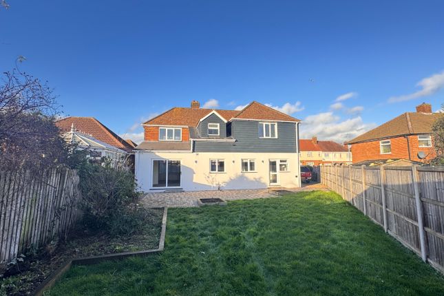 Putteridge Road, Stopsley 5 bed detached house for sale