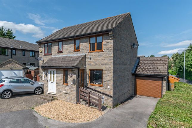 2 bedroom semi-detached house for sale