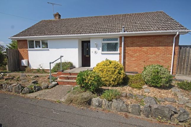 Squarey Close, Salisbury SP5 3 bed bungalow for sale