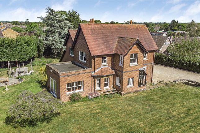 Norman Avenue, Abingdon, Oxfordshire... 4 bed detached house for sale