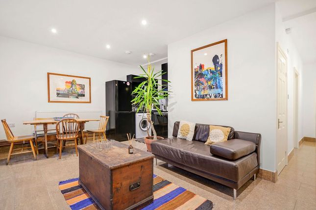 Stanthorpe Road, London SW16 2 bed flat for sale