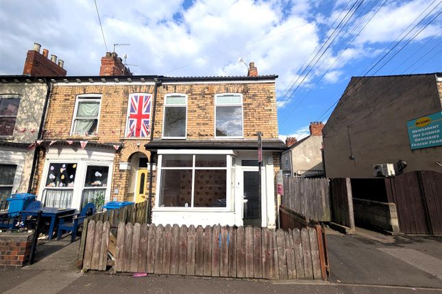 3 bed end terrace house
