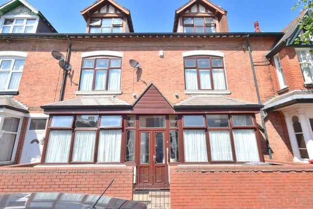 Leicester LE2 5 bed terraced house for sale