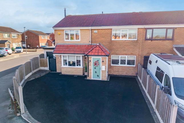 Fleet Hill Crescent, Barnsley S71 4 bed semi