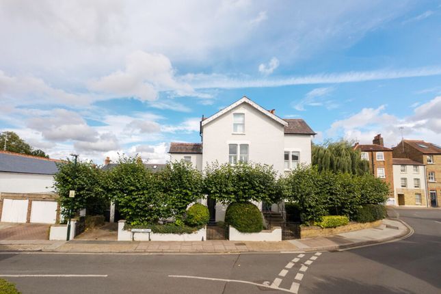 5 bedroom property for sale