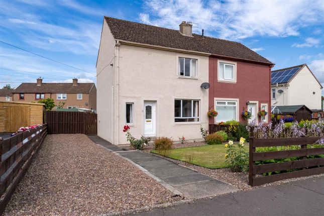 2 bedroom semi-detached house for sale