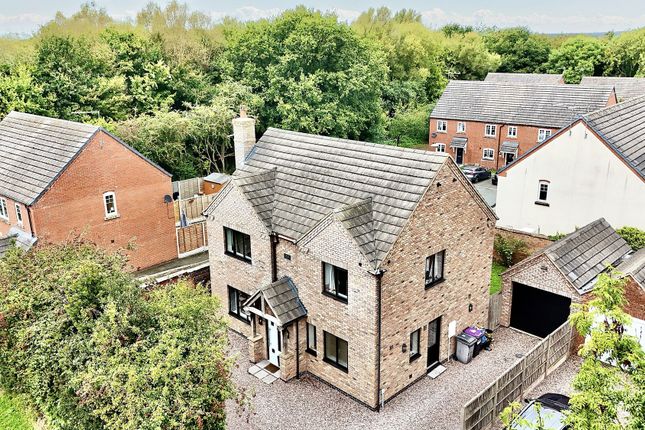 Shrewsbury Road, Market Drayton, TF9 4 bed detached house for sale