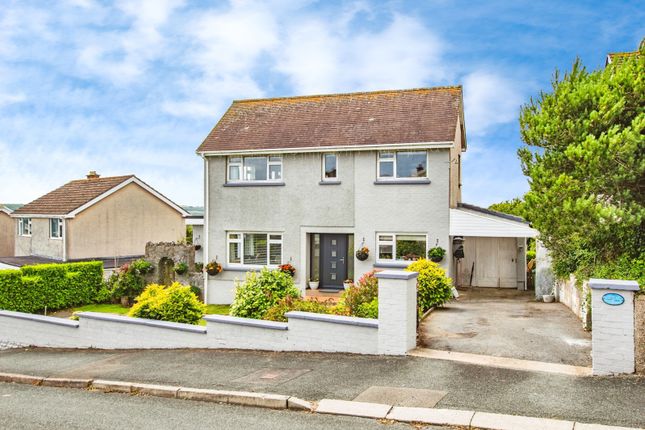 3 bed detached house