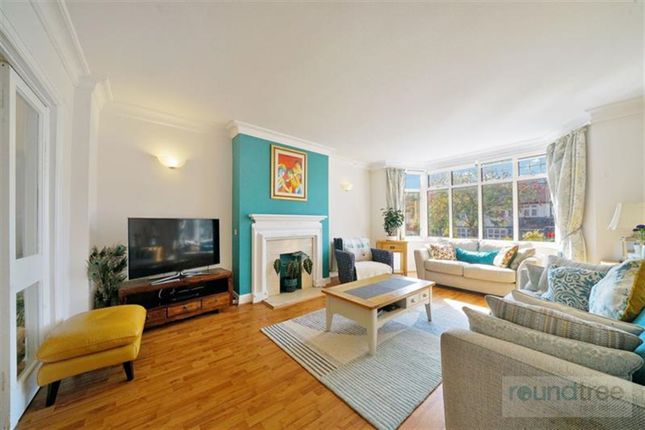 Southbourne Crescent, Hendon NW4 4 bed house for sale