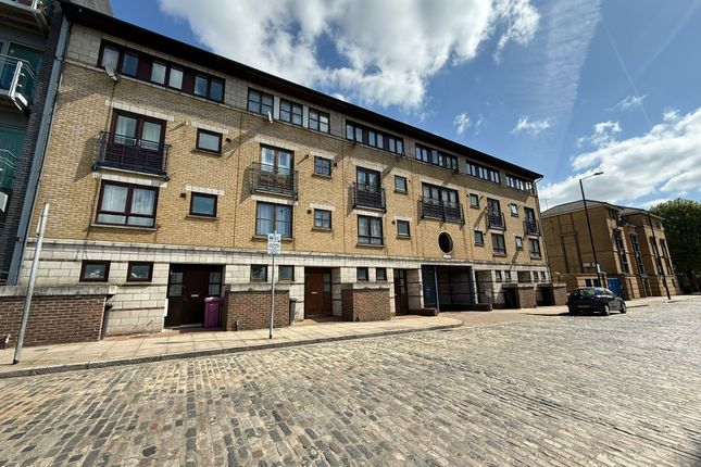 4 bed terraced house