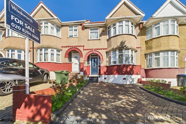 Lavender Avenue, London NW9 3 bed terraced house for sale